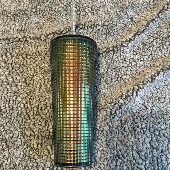 New Starbucks Tumbler - Picture 2 of 3